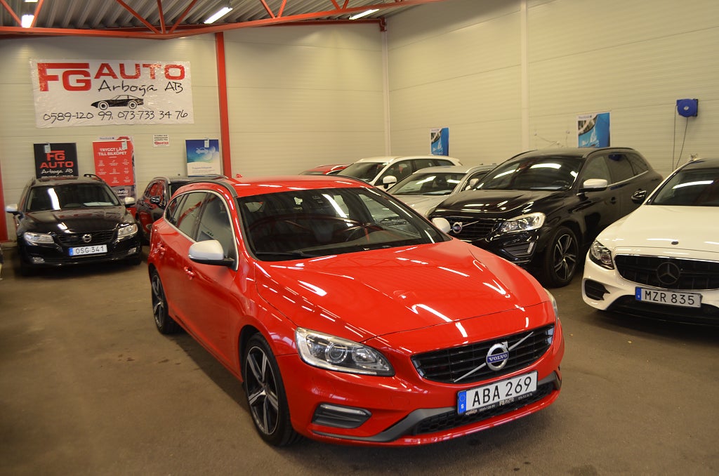 Volvo V60 2017 - miniatyr 4