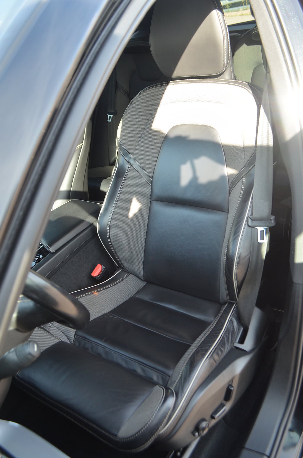 Volvo XC60 2021 - miniatyr 22