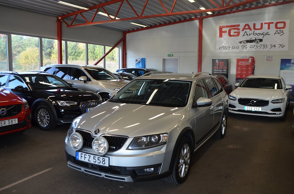 Skoda Octavia Scout 2.0 TDI 4x4 184 hk D-Värmare Drag Nybesiktigad Euro 6