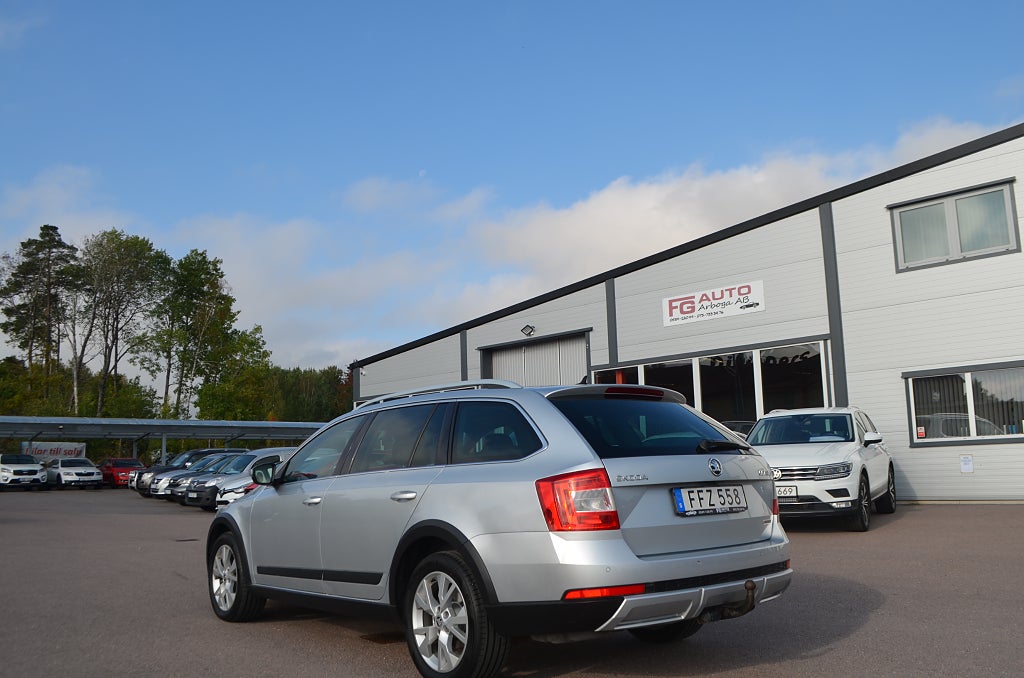 Skoda Octavia Scout 2016 - miniatyr 13
