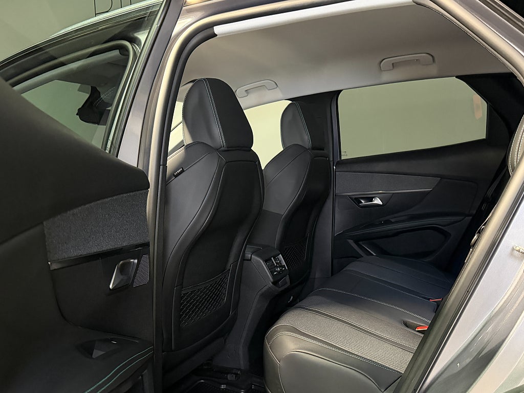 Peugeot 3008 2021 - miniatyr 10