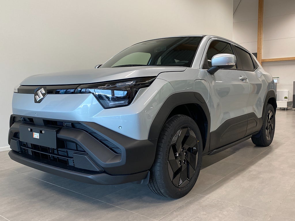 Suzuki eVitara Select 61Kwh,  Just nu 70.000:- i rabatt