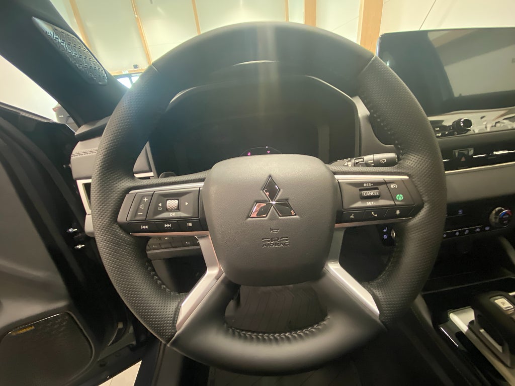 Mitsubishi Outlander 2026 - miniatyr 7