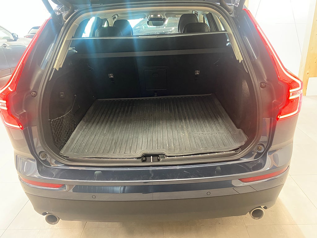 Volvo XC60 2020 - miniatyr 19