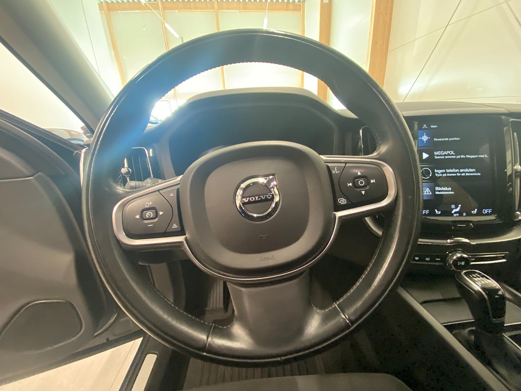 Volvo XC60 2020 - miniatyr 9