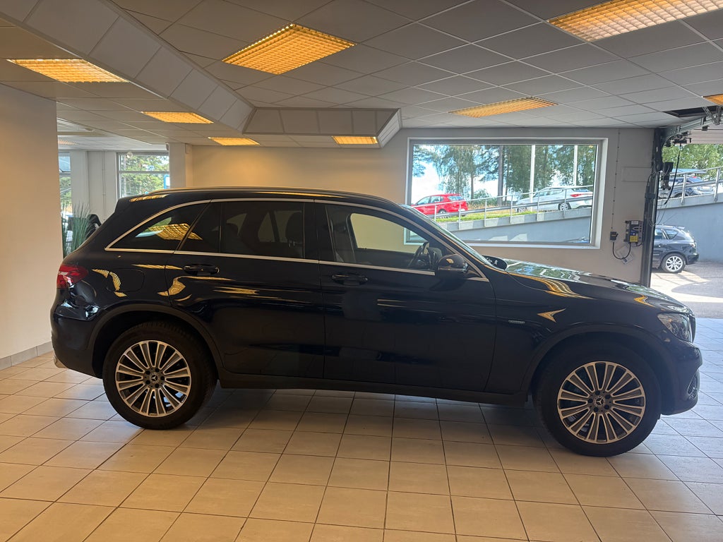 Mercedes-Benz GLC350 e 2017 - miniatyr 2