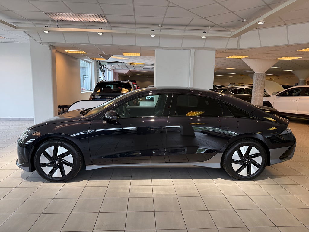 Hyundai IONIQ 6 77.4 kWh RWD El-stol Gps B-kamera Ränta 3,70%