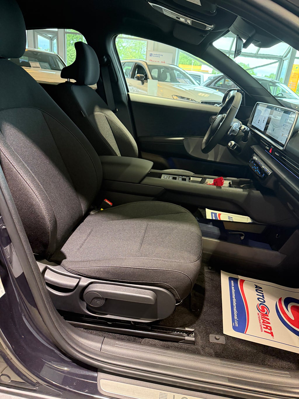 Hyundai IONIQ 6 2025 - miniatyr 9