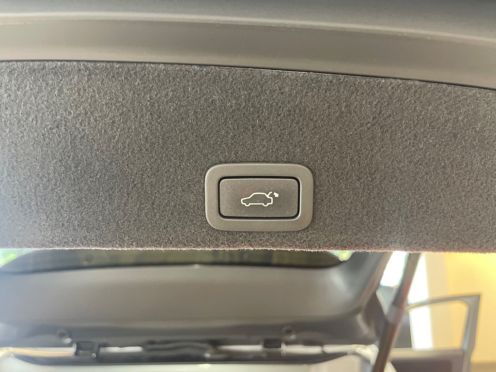 Volvo XC60 2017 - miniatyr 9