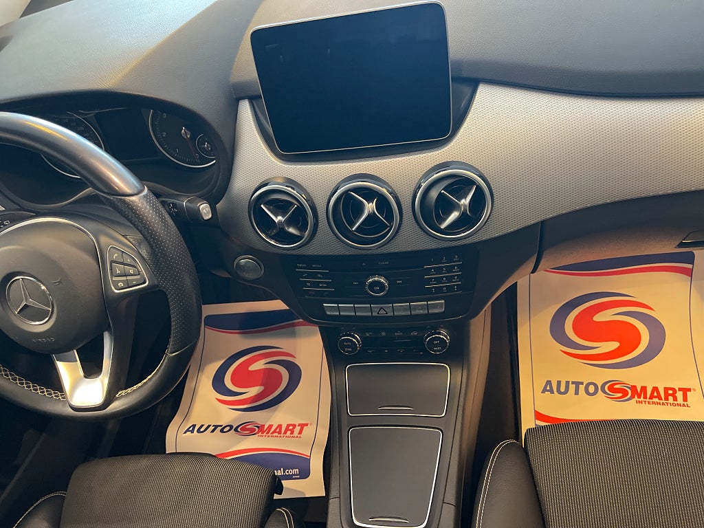 Mercedes-Benz B 2018 - miniatyr 6
