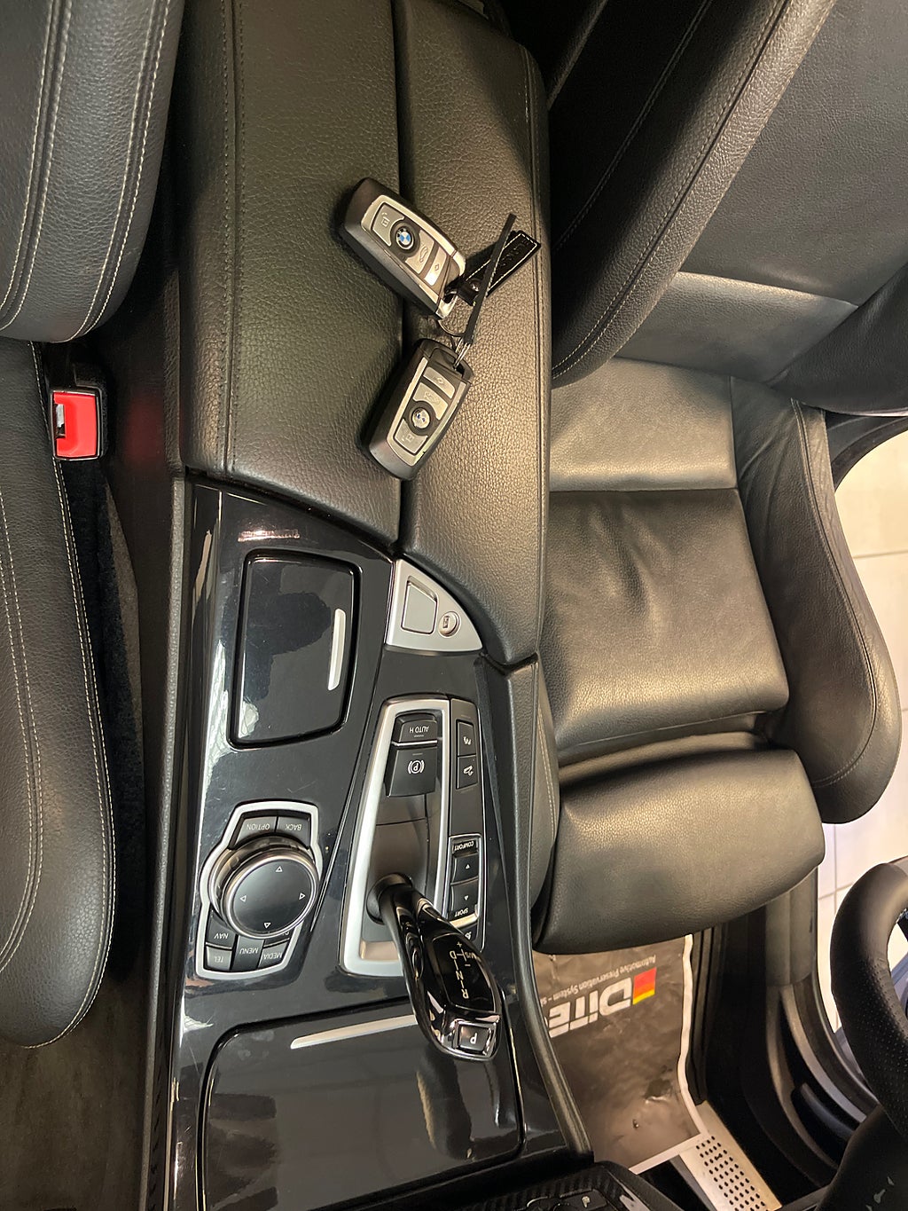 BMW 530D 2016 - miniatyr 12