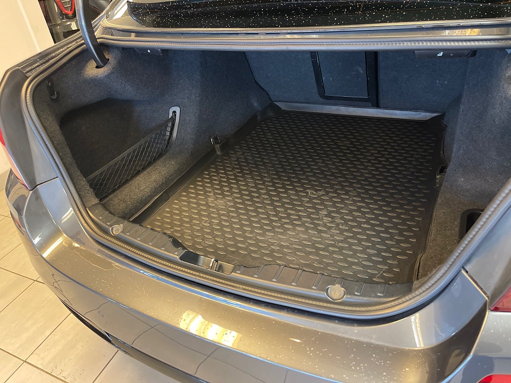 BMW 530D 2016 - miniatyr 18
