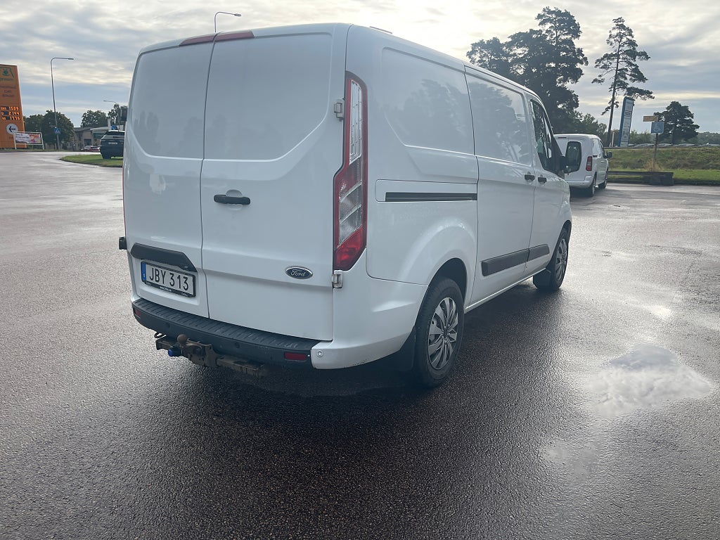 Ford Transit 2018 - miniatyr 4