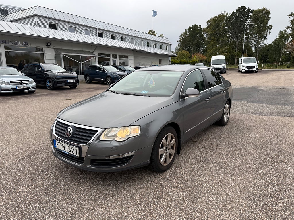 Volkswagen Passat 2008 - miniatyr 2