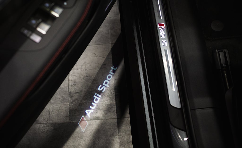 Audi RS6 2021 - miniatyr 11
