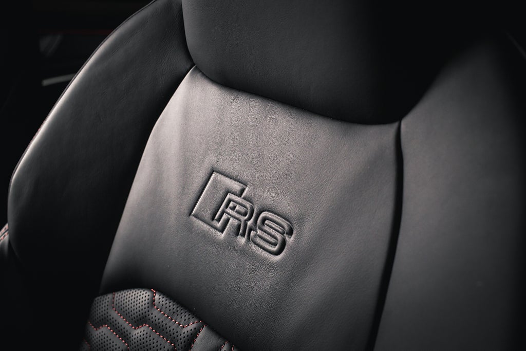 Audi RS6 2021 - miniatyr 17