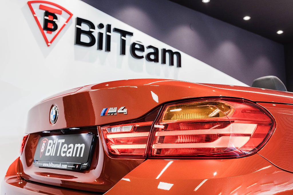 BMW M4 2015 - miniatyr 11