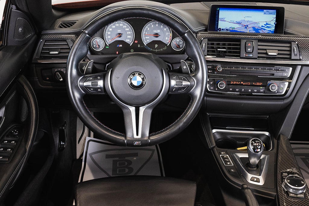 BMW M4 2015 - miniatyr 18