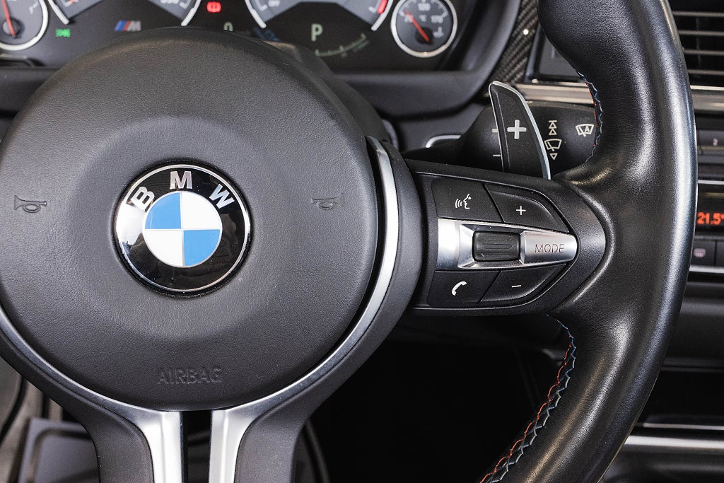 BMW M4 2015 - miniatyr 21