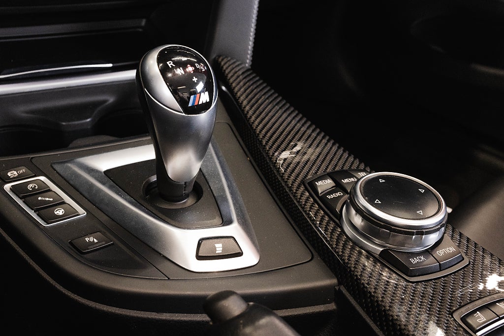 BMW M4 2015 - miniatyr 22