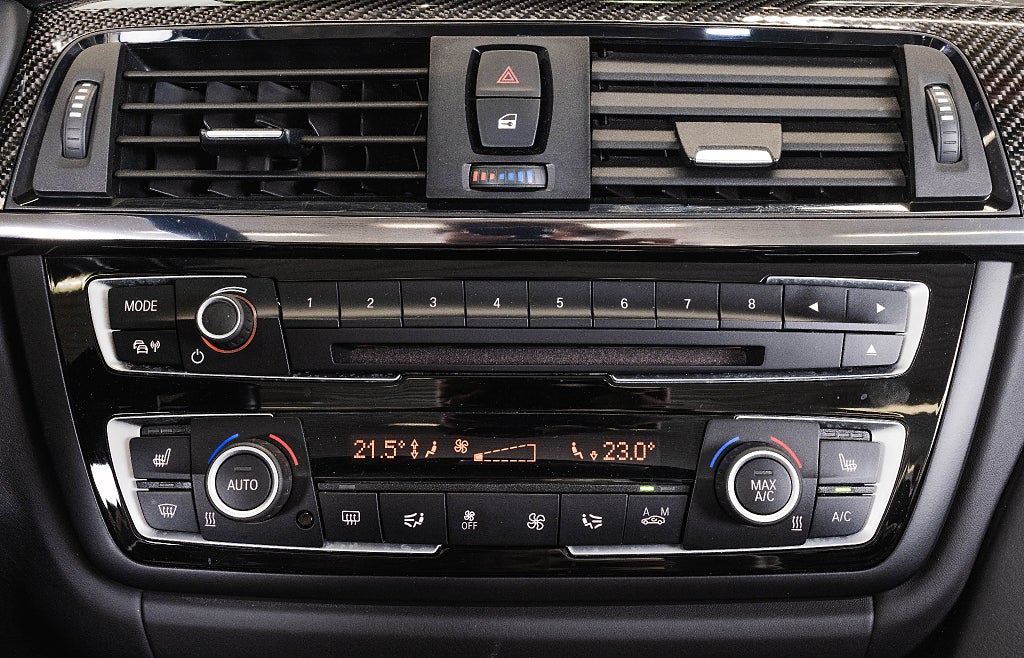 BMW M4 2015 - miniatyr 23