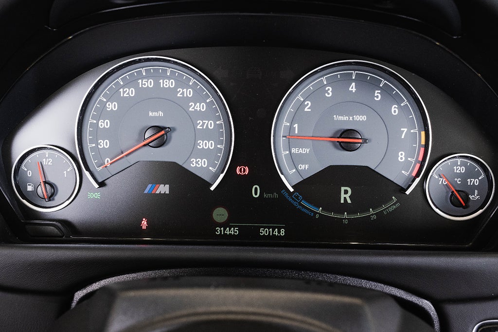 BMW M4 2015 - miniatyr 25
