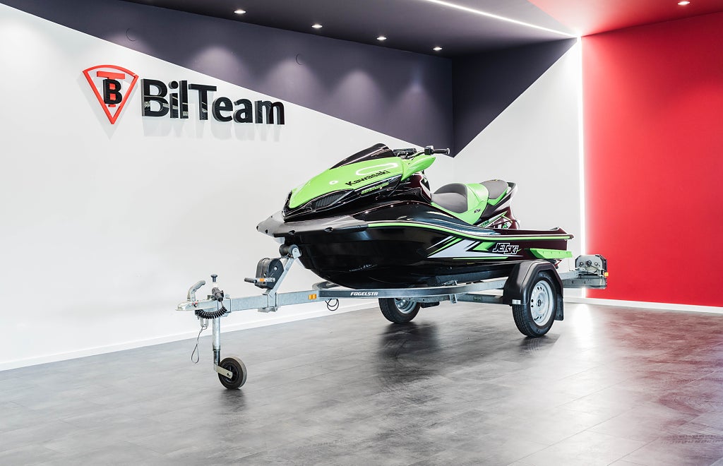 Kawasaki 310r Nyserad Trailer Medföljer * 2,95% Ränta *