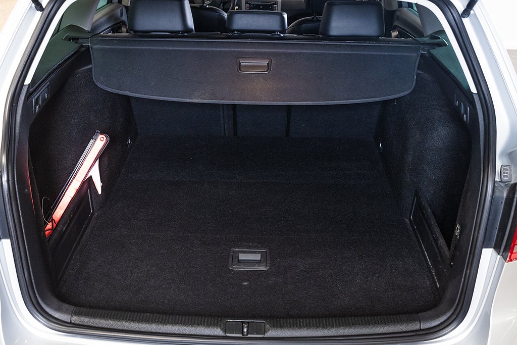 Volkswagen Passat 2013 - miniatyr 24