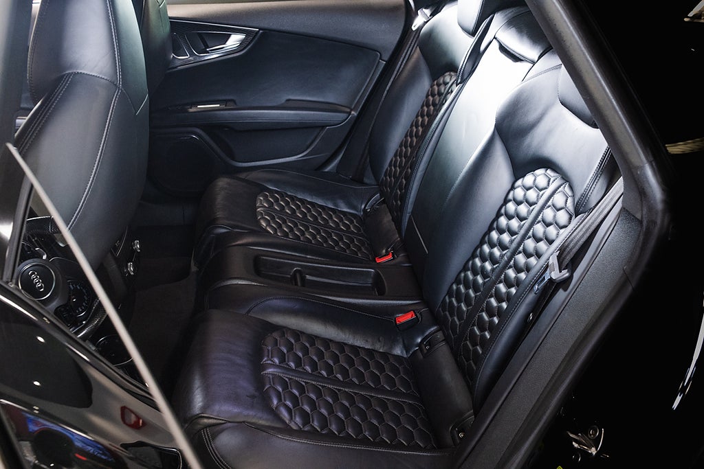 Audi RS7 2015 - miniatyr 24
