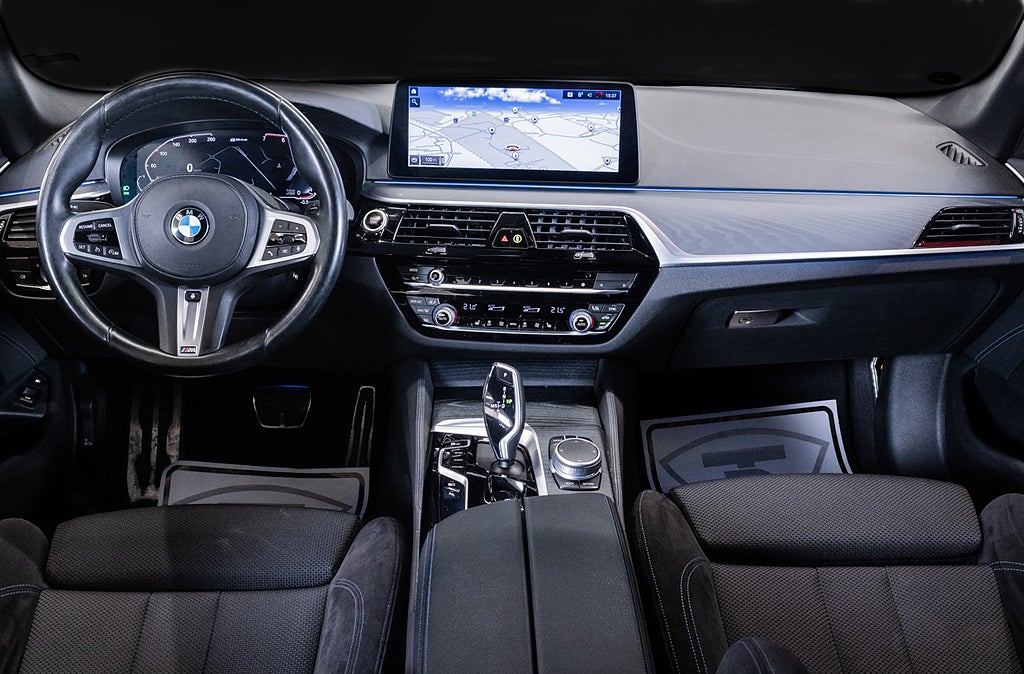 BMW 530e 2021 - miniatyr 17