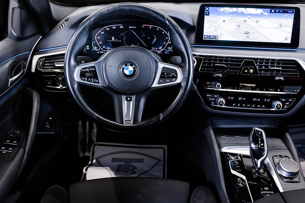BMW 530e 2021 - miniatyr 18