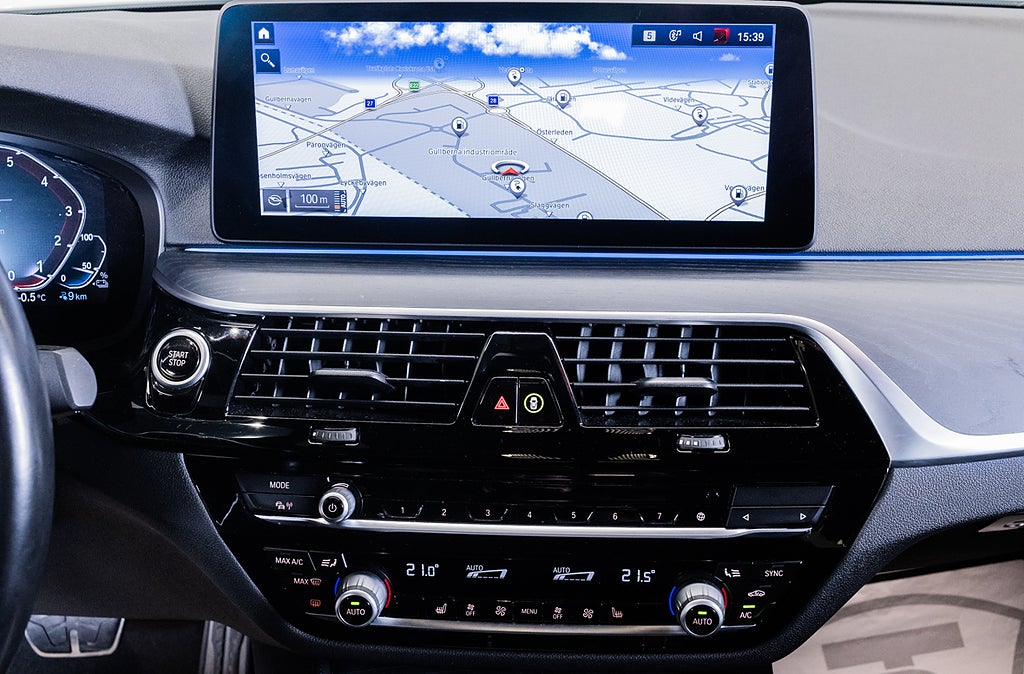 BMW 530e 2021 - miniatyr 23