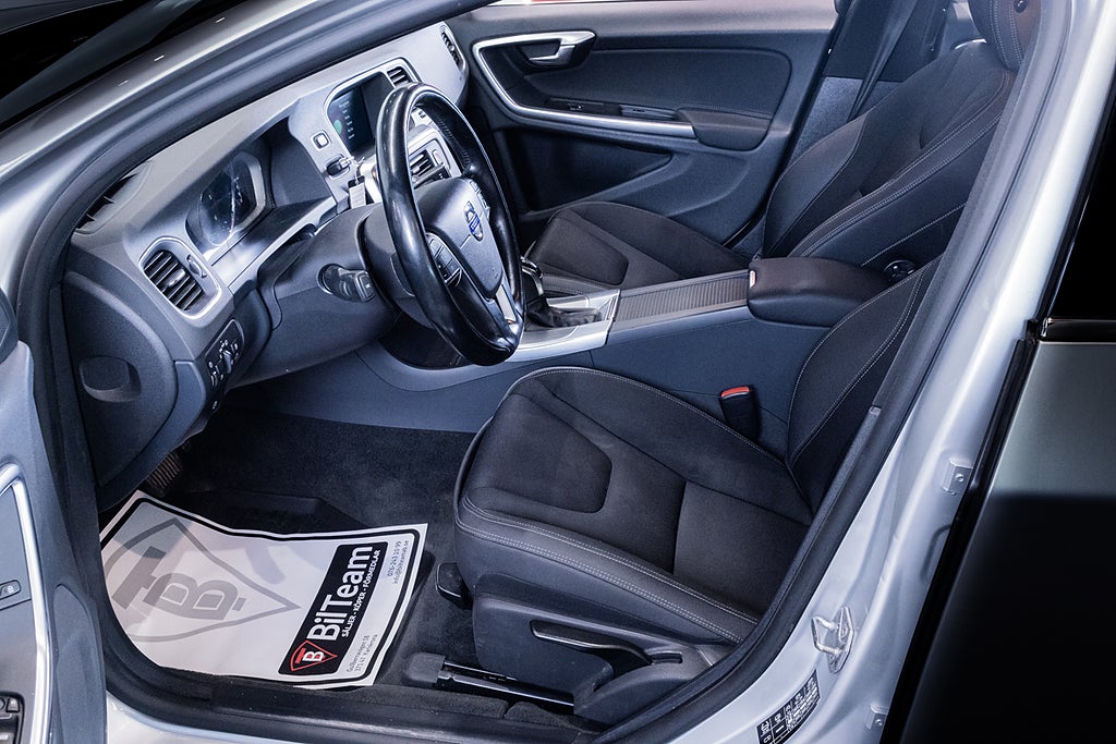 Volvo V60 2014 - miniatyr 12