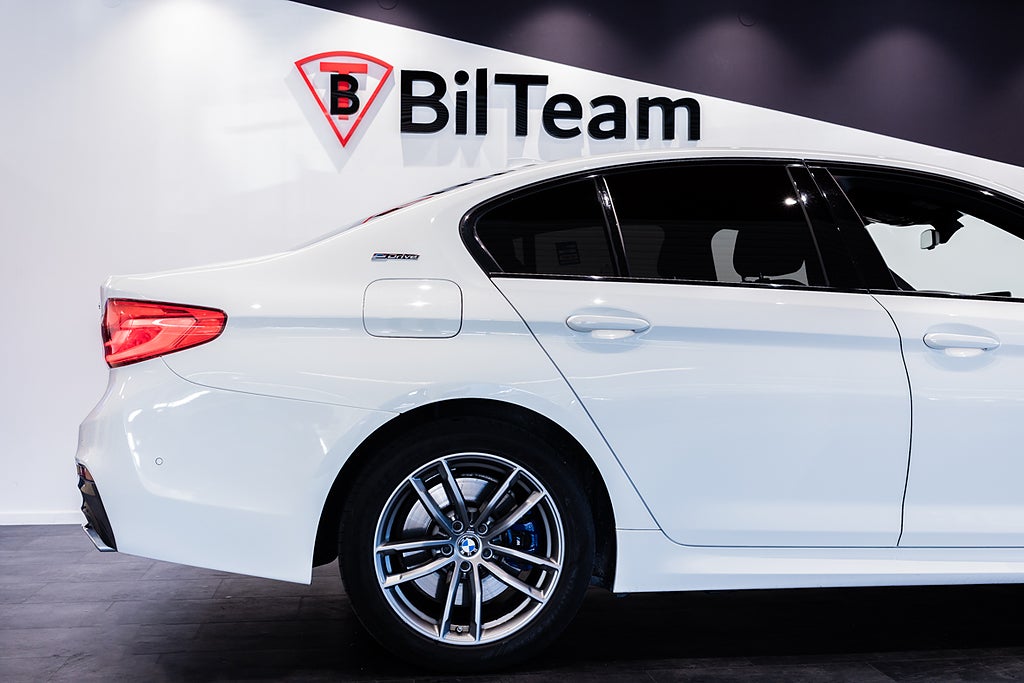 BMW 530e 2019 - miniatyr 11