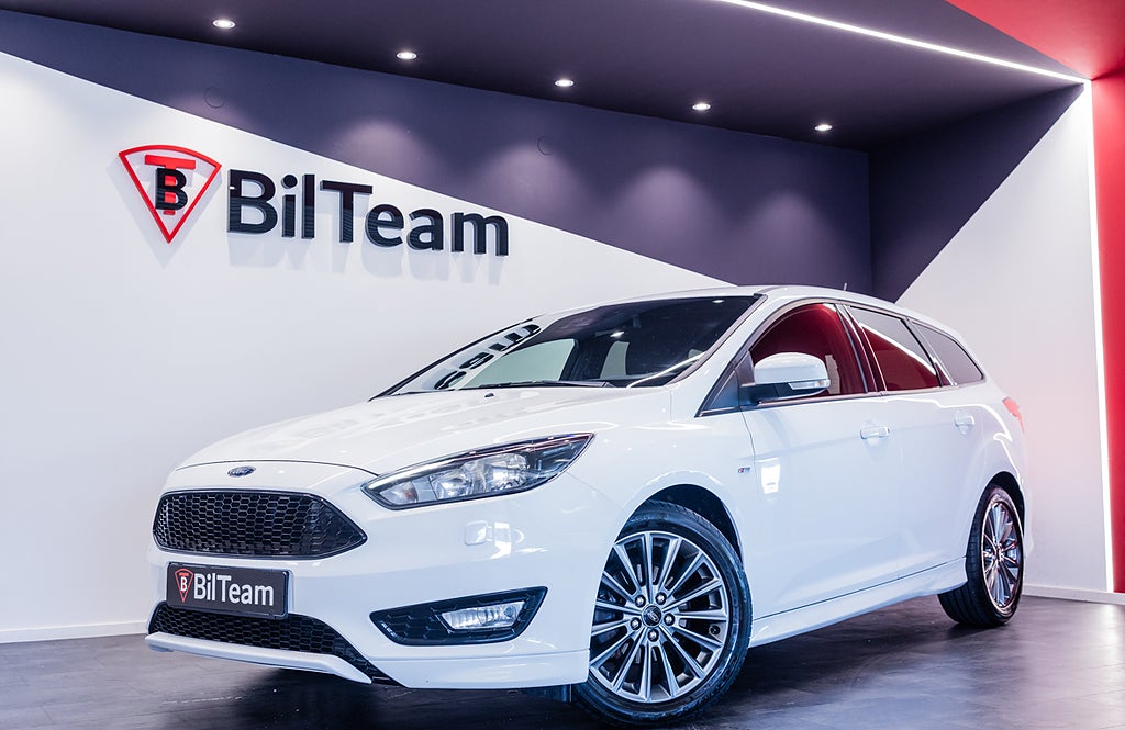 Ford Focus 2018 - miniatyr 3