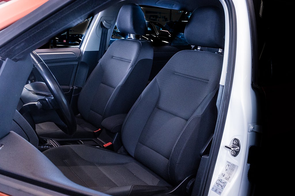 Volkswagen Golf 2019 - miniatyr 15