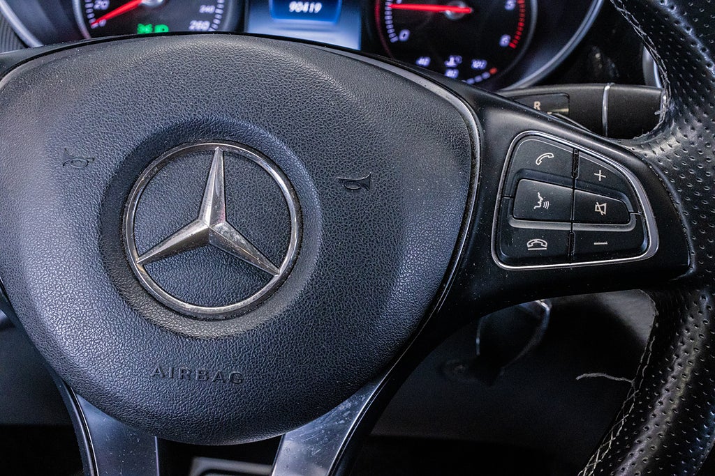 Mercedes-Benz V 2016 - miniatyr 21