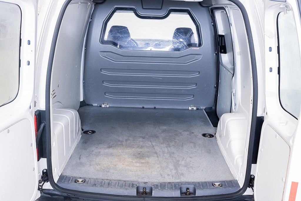 Volkswagen Caddy 2015 - miniatyr 16