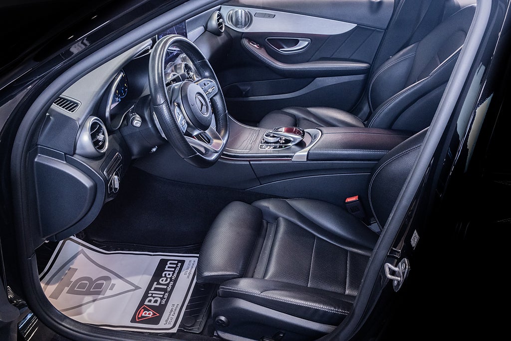 Mercedes-Benz C 2019 - miniatyr 14