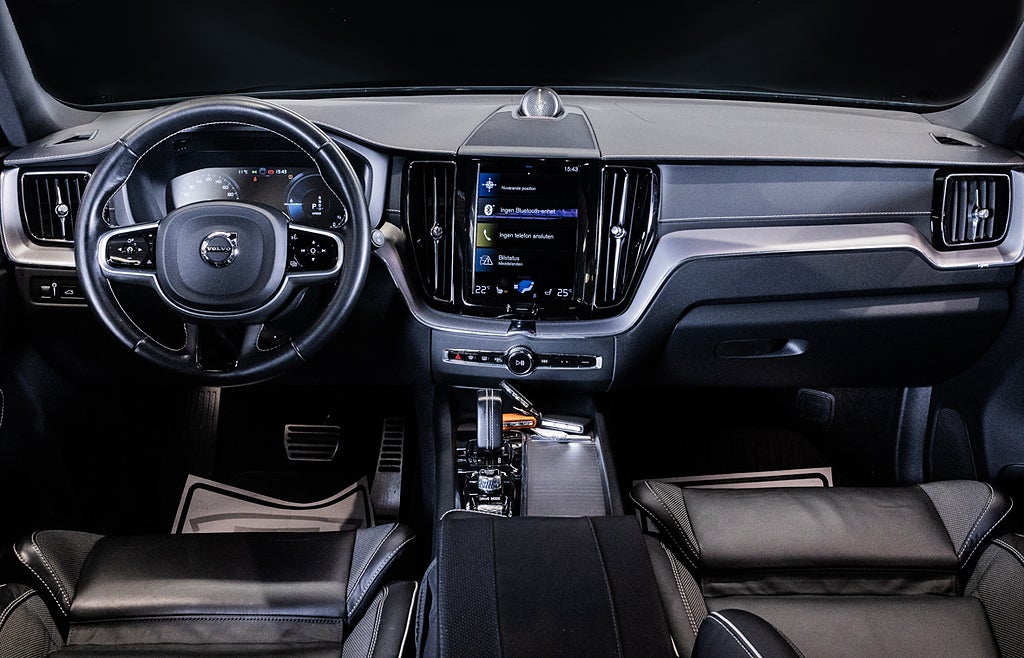 Volvo XC60 2021 - miniatyr 16