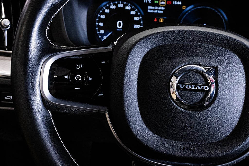 Volvo XC60 2021 - miniatyr 19