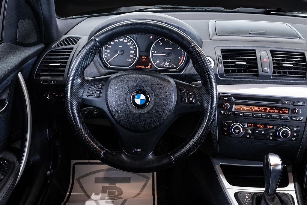 BMW 118d 2011 - miniatyr 16