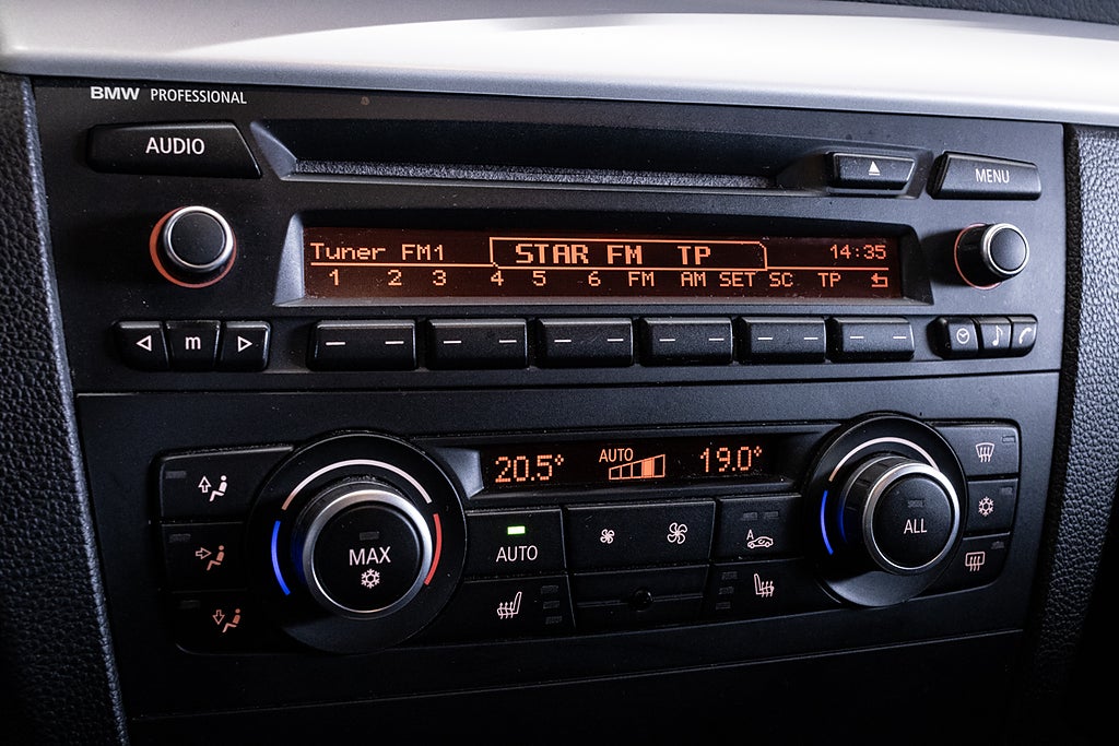 BMW 118d 2011 - miniatyr 23