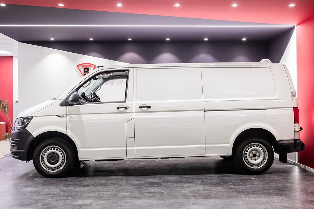 Volkswagen Transporter 2016 - miniatyr 5