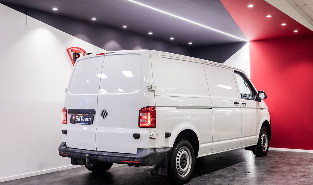 Volkswagen Transporter 2016 - miniatyr 6