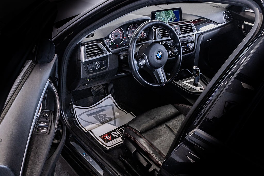 BMW 330e 2017 - miniatyr 12