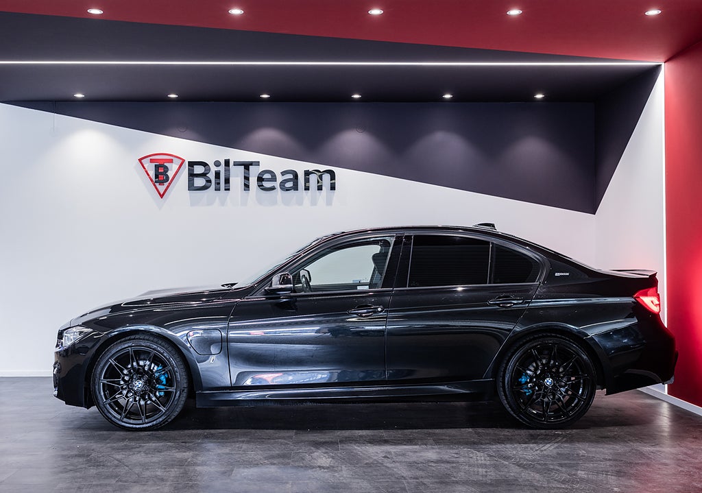 BMW 330e 2017 - miniatyr 5