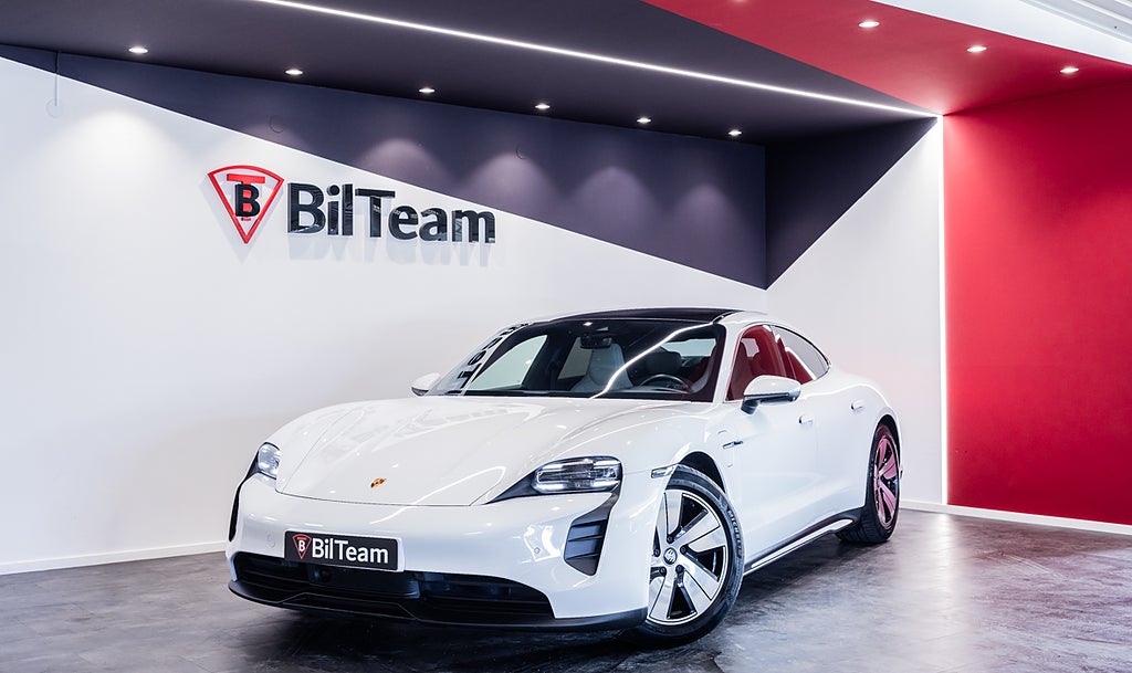 Porsche Taycan 2022 - miniatyr 2
