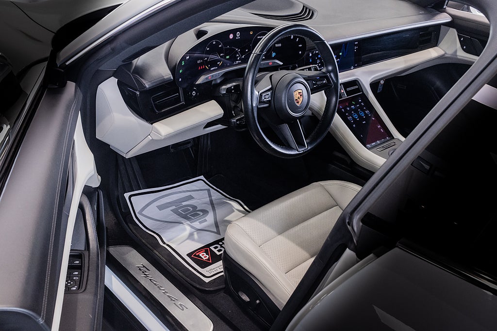 Porsche Taycan 2022 - miniatyr 12
