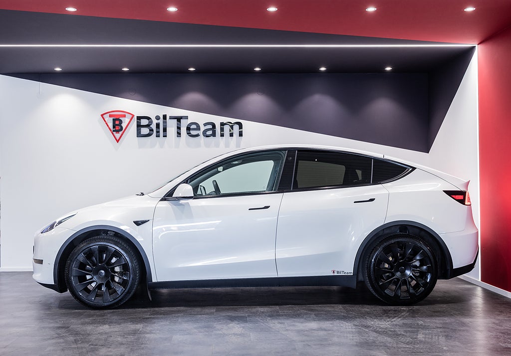 Tesla Model Y 2021 - miniatyr 5